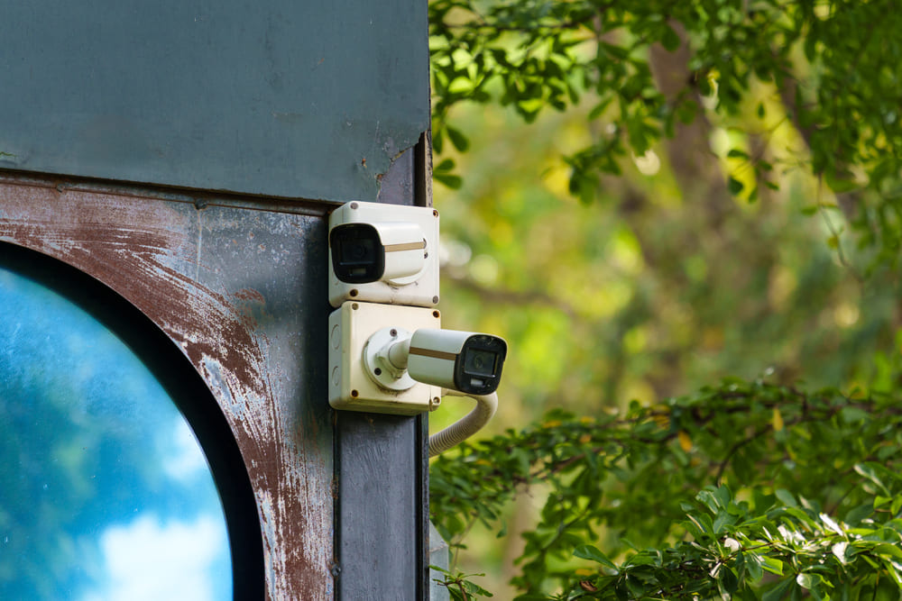 oude beveiligingscamera's vervangen door slimme varianten